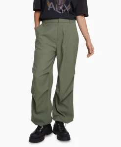 Dames Alix The Label Broeken*Cargobroek Woven Baggy Pants Groen