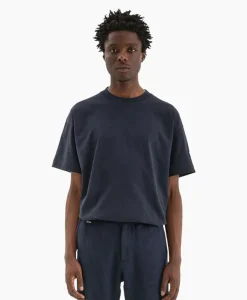 Heren Flâneur T-Shirts*Flaneur T-Shirt Korte Mouw Atelier Sleeve Amblem Donker Blauw