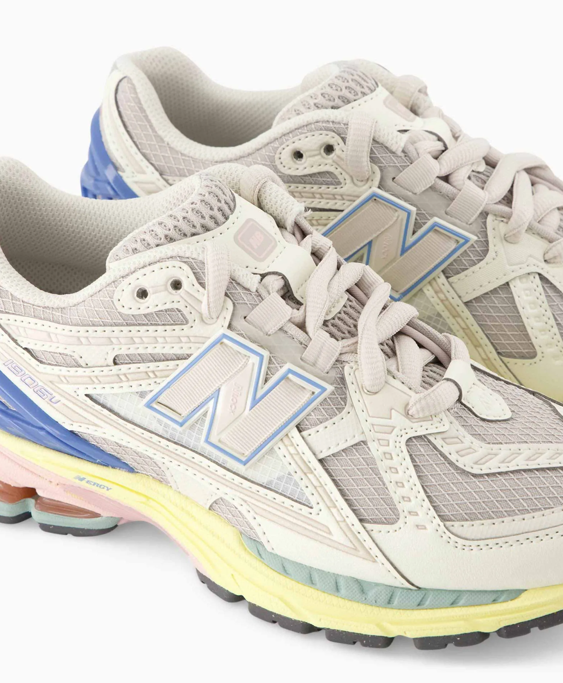 Dames New Balance Sneakers*Sneaker 1906 Ecru