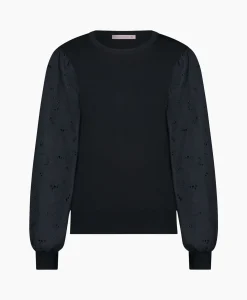 Dames Studio Anneloes Truien*Pullover Deana Flower Broderie Donker Blauw