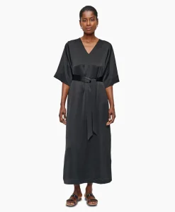 Dames Zenggi Jurken*Maxi Jurk Satin T-Shirt Zwart